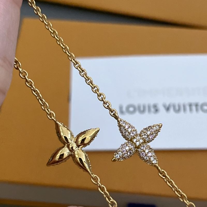 Louis Vuitton Necklaces